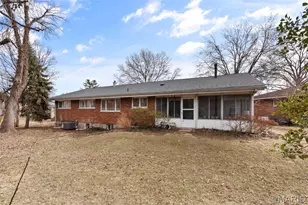 6121 Savio Dr, Affton, MO 63123 - Photo 35