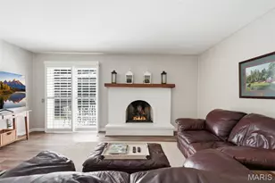 315 Prince Towne Dr, Creve Coeur, MO 63141 - Photo 11