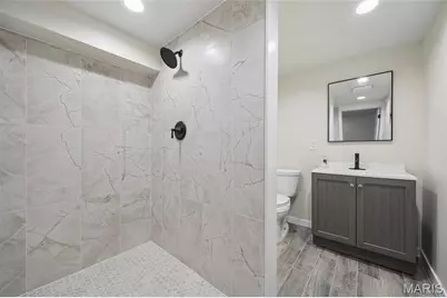 10235 Thorpe Avenue, Overland, MO 63114 - Photo 23