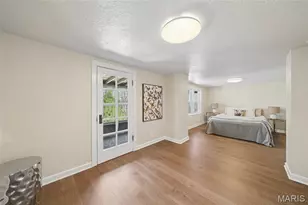 10235 Thorpe Ave, Overland, MO 63114 - Photo 17