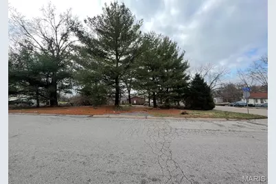4015 Wright Avenue, Saint Ann, MO 63074 - Photo 1