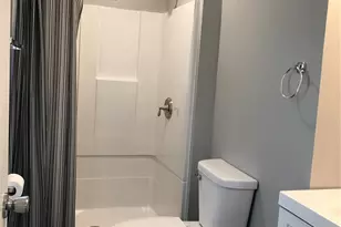 11107 Leisure Ln, Saint Louis, MO 63146 - Photo 13