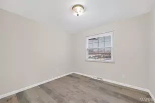 2500 Dove Dr, Florissant, MO 63031 - Photo 19