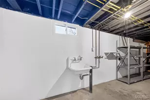 2500 Dove Dr, Florissant, MO 63031 - Photo 23