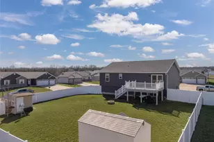 327 Late Harvest Dr, Wright City, MO 63390 - Photo 3