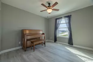 327 Late Harvest Dr, Wright City, MO 63390 - Photo 15