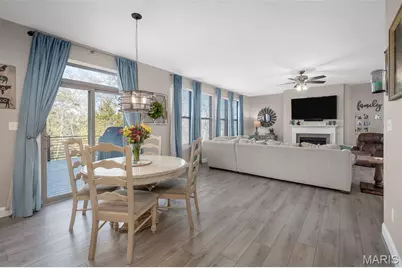 697 Luxembourg Gardens Court, Wentzville, MO 63348 - Photo 9