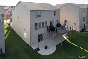 697 Luxembourg Gardens Ct, Wentzville, MO 63385 - Photo 35