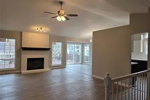 2115 Riding Spur Dr, Maryland Heights, MO 63146 - Photo 3