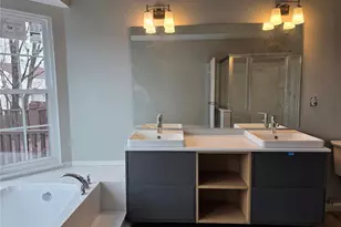 2115 Riding Spur Dr, Maryland Heights, MO 63146 - Photo 15