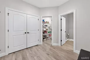 378 Valley Bluff Dr, Wentzville, MO 63385 - Photo 11