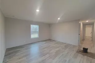 130 Madison Rene Ave, Moscow Mills, MO 63362 - Photo 5