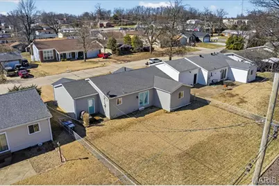 909 Townhouse Lane, Hazelwood, MO 63042 - Photo 37