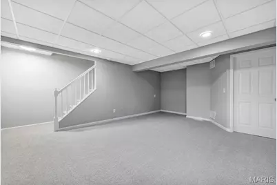 2001 King Arthur Court, Saint Louis, MO 63146 - Photo 23
