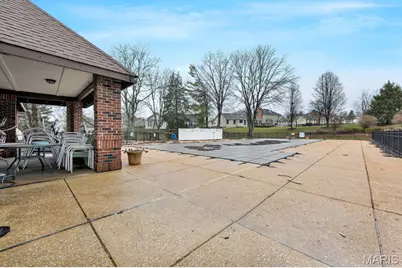 2001 King Arthur Court, Saint Louis, MO 63146 - Photo 27