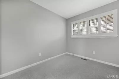2001 King Arthur Court, Saint Louis, MO 63146 - Photo 15