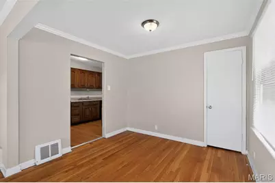 10436 Ewell Drive, Saint Louis, MO 63137 - Photo 5