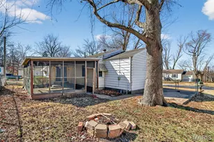 10436 Ewell Dr, Saint Louis, MO 63137 - Photo 29