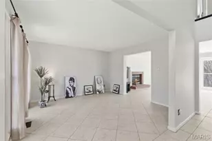 2954 Finestown Rd, Saint Louis, MO 63129 - Photo 9