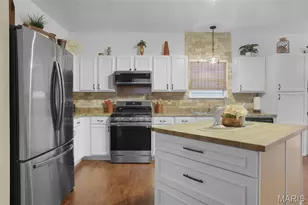 541 Wilmer Hollow Ln, Wentzville, MO 63385 - Photo 15