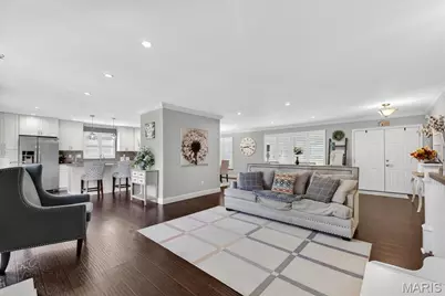 548 Windsor Mill Drive, Ballwin, MO 63011 - Photo 9