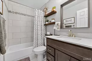 548 Windsor Mill Dr, Ballwin, MO 63011 - Photo 23