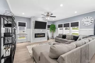 28 Millwell Drive, Maryland Heights, MO 63043 - Photo 23