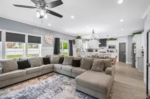 28 Millwell Dr, Maryland Heights, MO 63043 - Photo 25