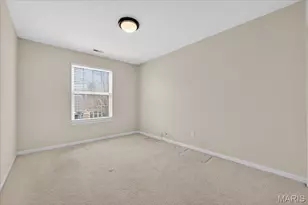 16816 Chesterfield Bluffs Cir, Chesterfield, MO 63005 - Photo 29