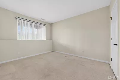 16816 Chesterfield Bluffs Circle, Chesterfield, MO 63005 - Photo 25