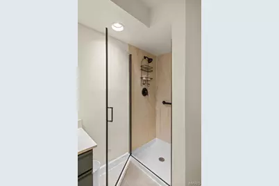 4570 Laclede Avenue #205, Saint Louis, MO 63108 - Photo 35