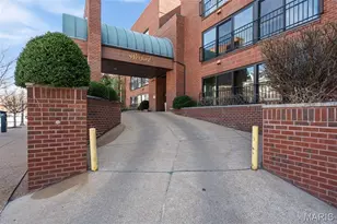 4570 Laclede Ave, Saint Louis, MO 63108 - Photo 5