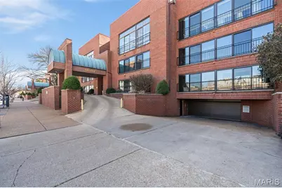 4570 Laclede Avenue #205, Saint Louis, MO 63108 - Photo 1