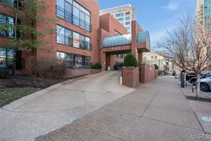 4570 Laclede Ave, Saint Louis, MO 63108 - Photo 45