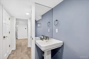 12759 Ladue Rd, Creve Coeur, MO 63141 - Photo 57