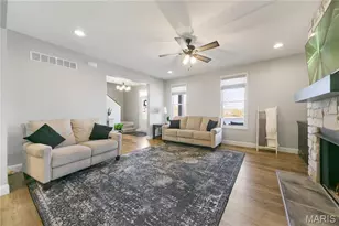 6142 Suntan Dr, Saint Charles, MO 63301 - Photo 13