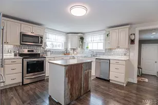 9081 & 9085 W Red Oak Rd, Rosebud, MO 63091 - Photo 11