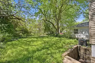 703 Cunniff Pl, Ferguson, MO 63135 - Photo 13