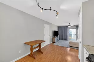 12818 Portulaca Dr, Saint Louis, MO 63146 - Photo 9