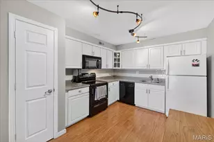 12818 Portulaca Dr, Saint Louis, MO 63146 - Photo 7