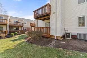 1436 Peacock Ln, Saint Louis, MO 63144 - Photo 35