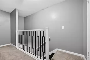 2529 Grayford Walk, Saint Louis, MO 63129 - Photo 9