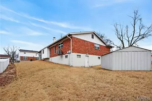 3519 Rue De Renard, Florissant, MO 63034 - Photo 49