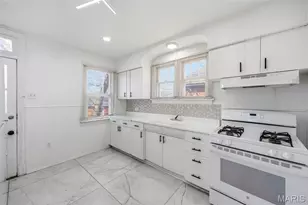 8937 Edna St, Saint Louis, MO 63147 - Photo 3