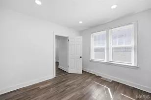 8937 Edna St, Saint Louis, MO 63147 - Photo 9