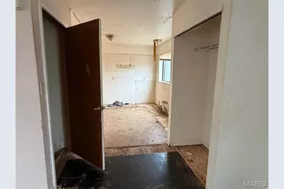 9305 Scottdale Avenue, Jennings, MO 63136 - Photo 7