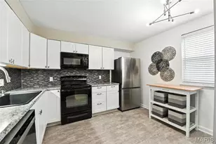 1968 Green Glen Dr, Saint Louis, MO 63122 - Photo 5