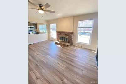 9757 Croftwood Drive, Saint Louis, MO 63123 - Photo 13