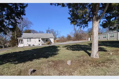 7853 Olive Boulevard, University City, MO 63130 - Photo 7