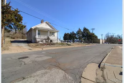 7853 Olive Boulevard, University City, MO 63130 - Photo 5